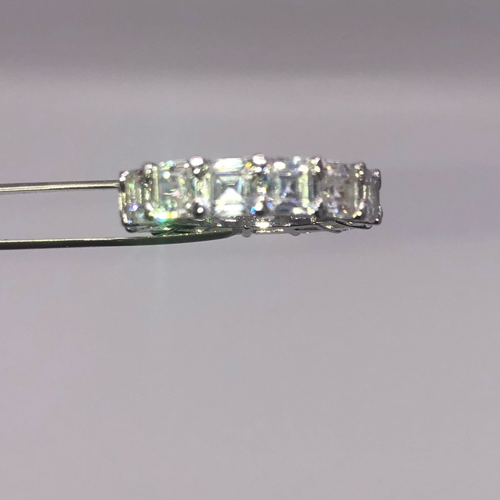 10ct Asscher Eternity Band - Picture 4 of 11